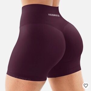 Seamless shorts bundle of 3 NEW 🌸